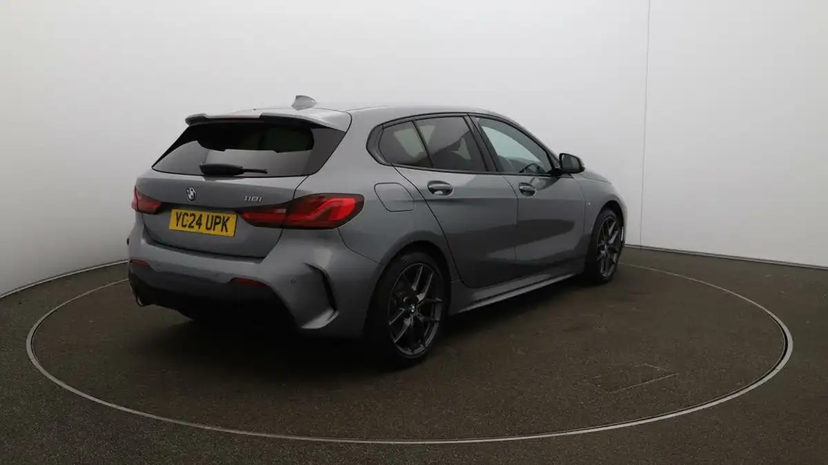 2024-bmw-1-series-15-118i-m-sport-lcp-dct-big-7