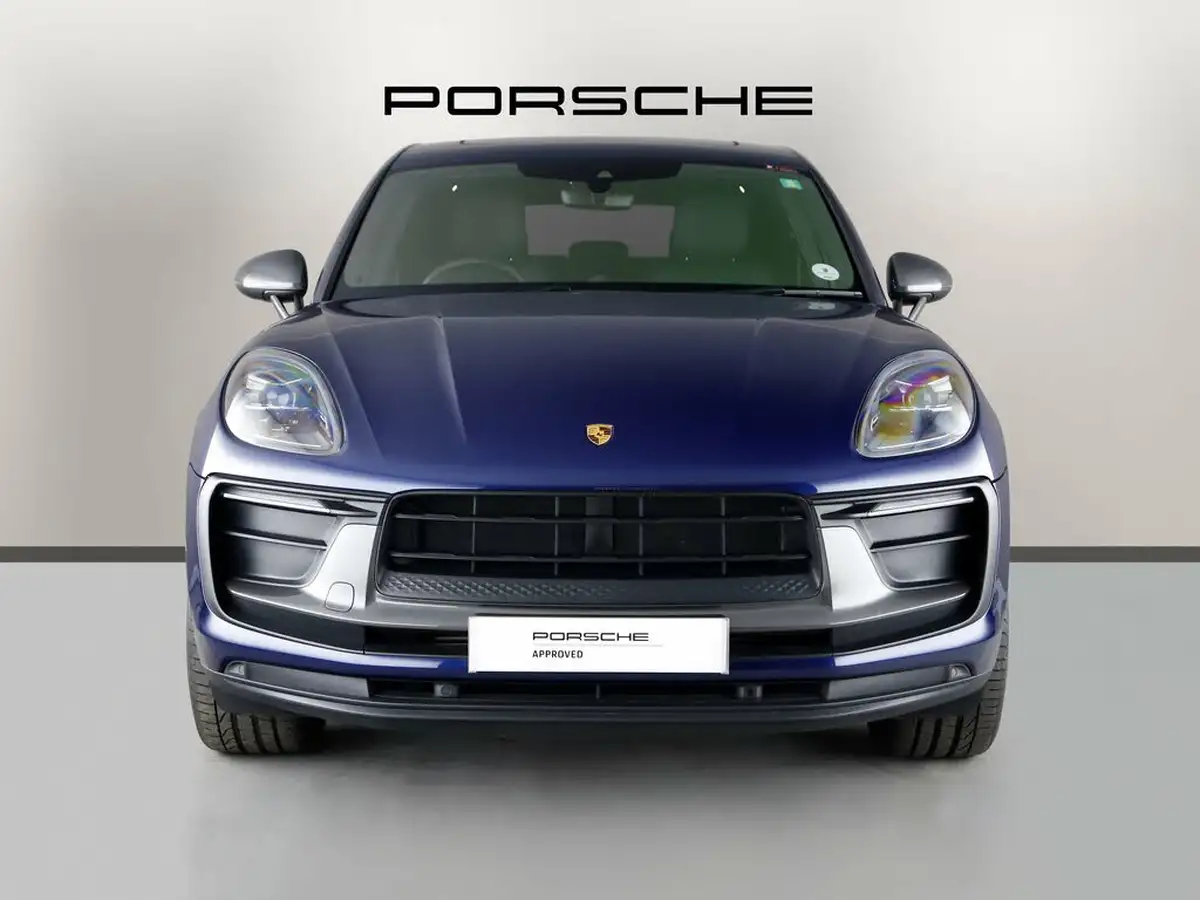 2023-porsche-macan-20-big-5
