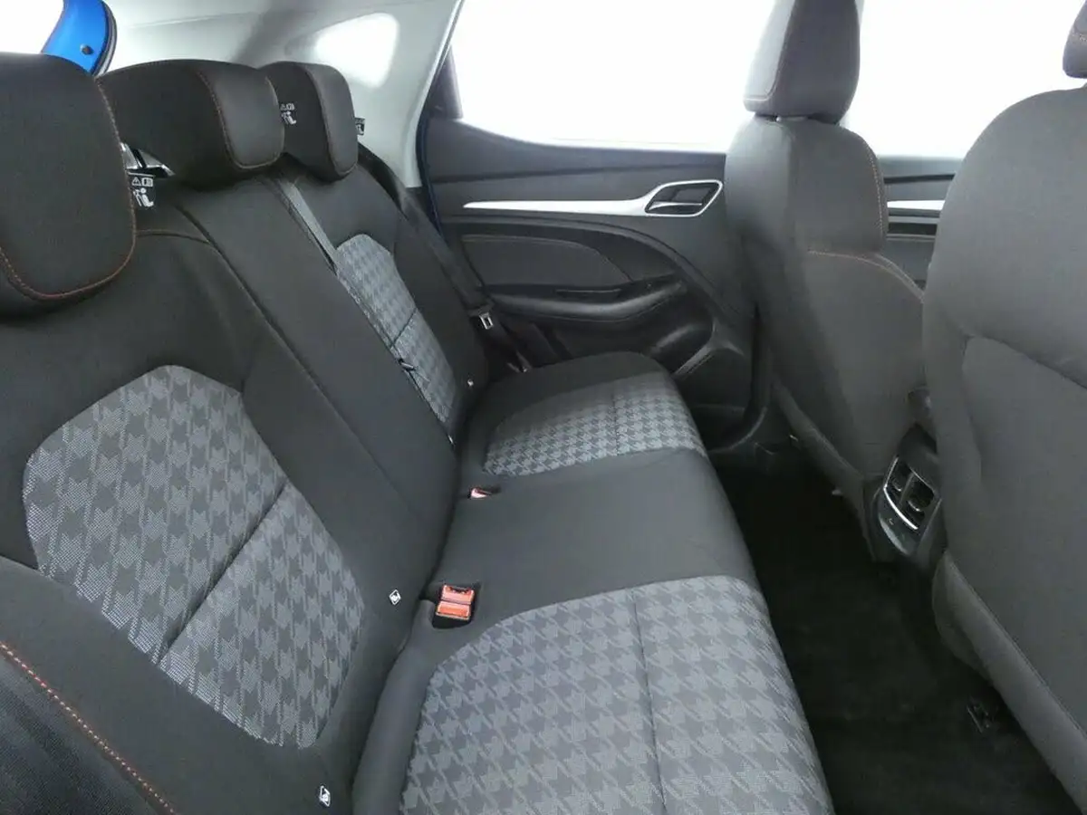 2024-mg-zs-suv-e-se-ev-176ps-big-17