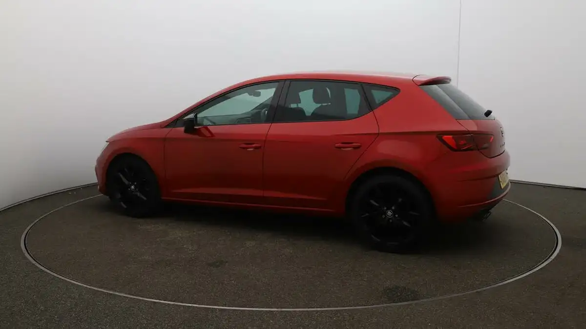 2019-seat-leon-15-tsi-evo-fr-black-edition-150ps-hatchback-dsg-big-39