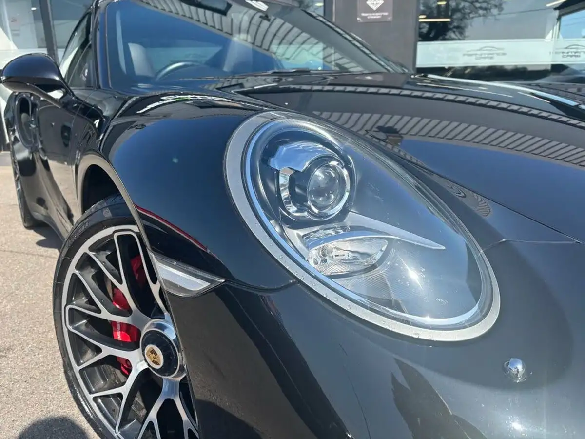 2015-porsche-911-38-turbo-coupe-big-11
