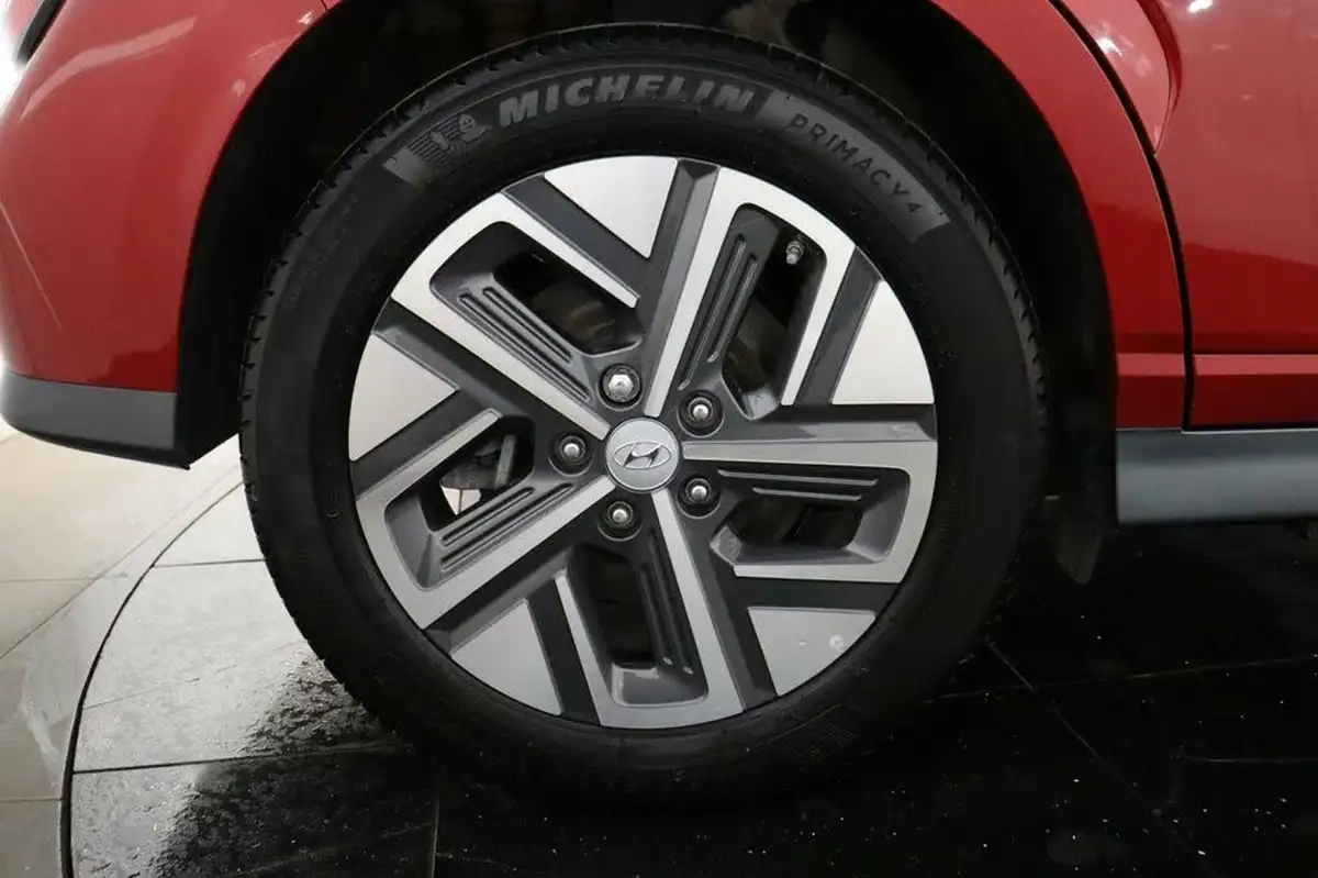 2022-hyundai-kona-e-premium-204ps-64kwh-7kw-obc-big-39