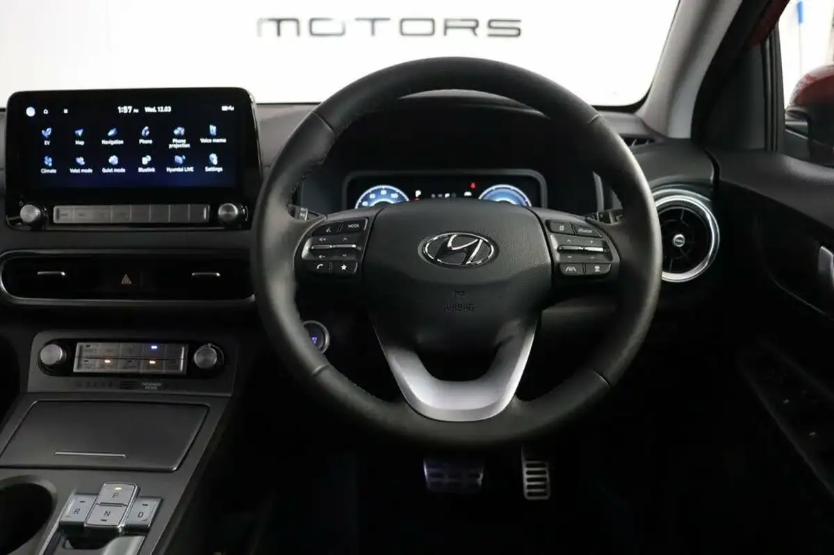 2022-hyundai-kona-e-premium-204ps-64kwh-7kw-obc-big-15