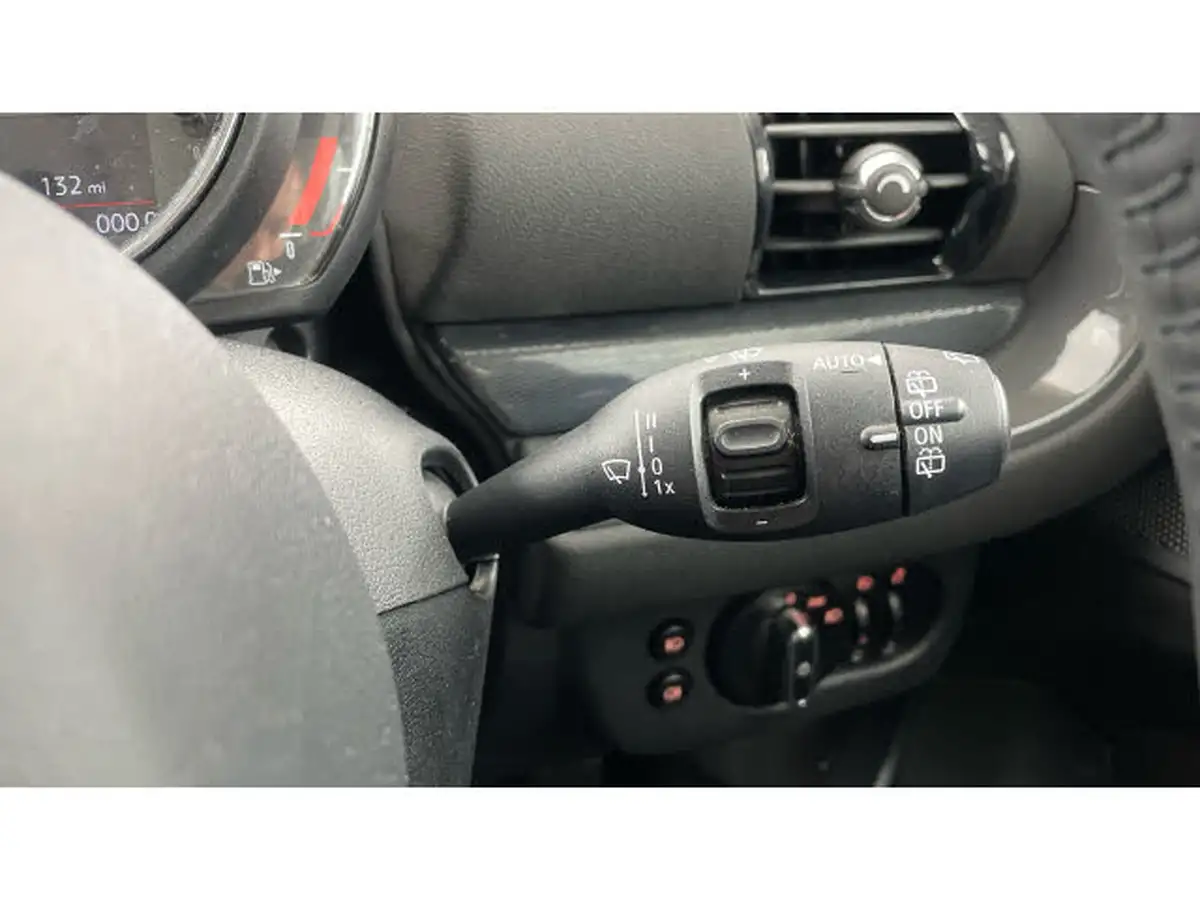 2020-mini-clubman-15-cooper-classic-big-49