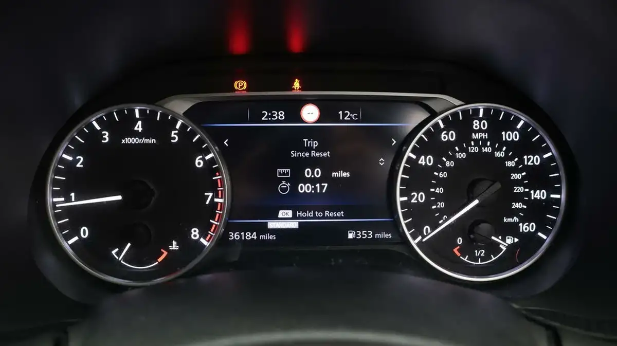 2023-nissan-juke-10-dig-t-n-connecta-big-10