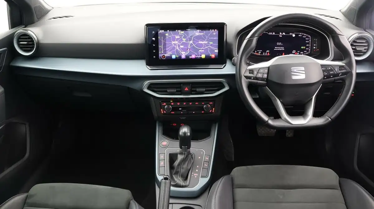 2022-seat-arona-10-tsi-xperience-lux-big-5