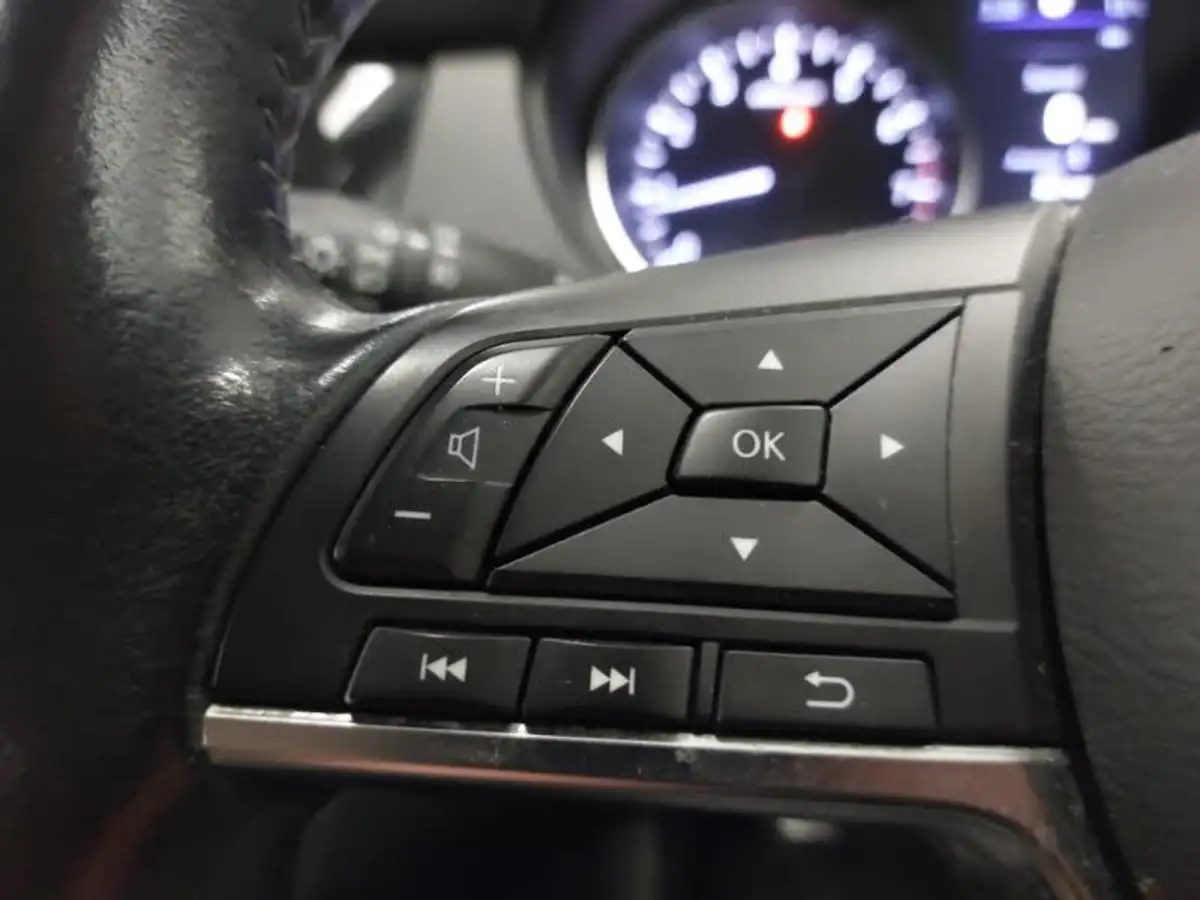 2019-nissan-qashqai-13-dig-t-acenta-premium-140ps-big-13