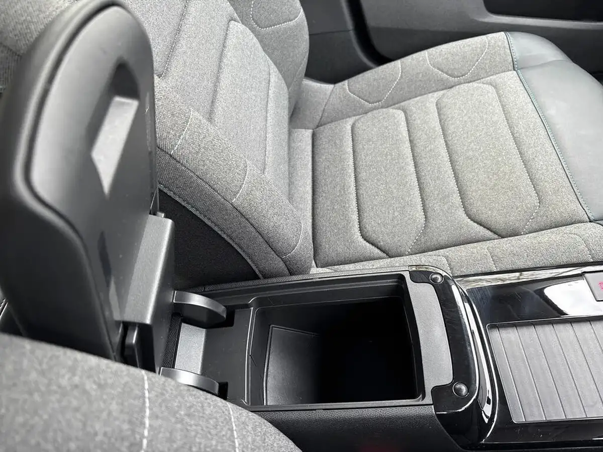 2021-citroen-c4-12-puretech-sense-plus-eat8-big-36