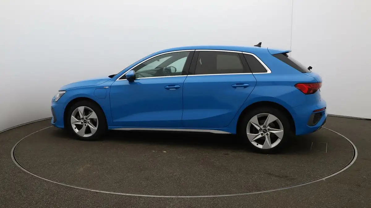 2021-audi-a3-14-40-tfsi-e-s-line-big-50