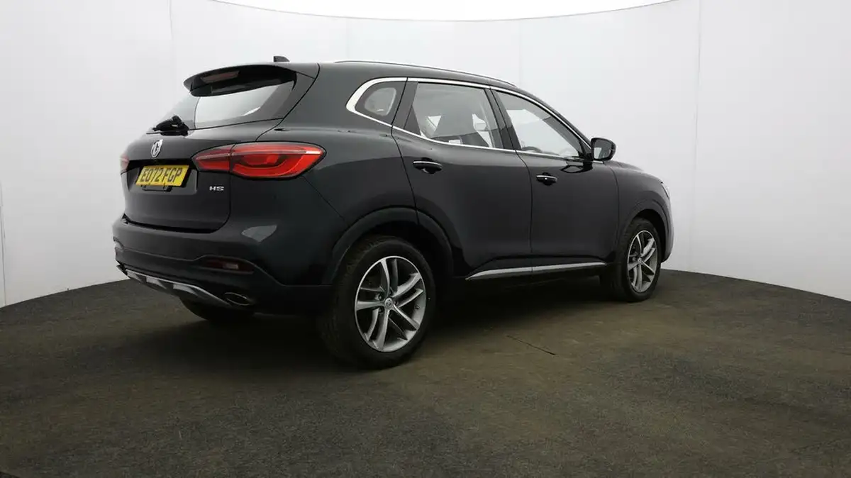 2022-mg-hs-15t-gdi-exclusive-162ps-big-6