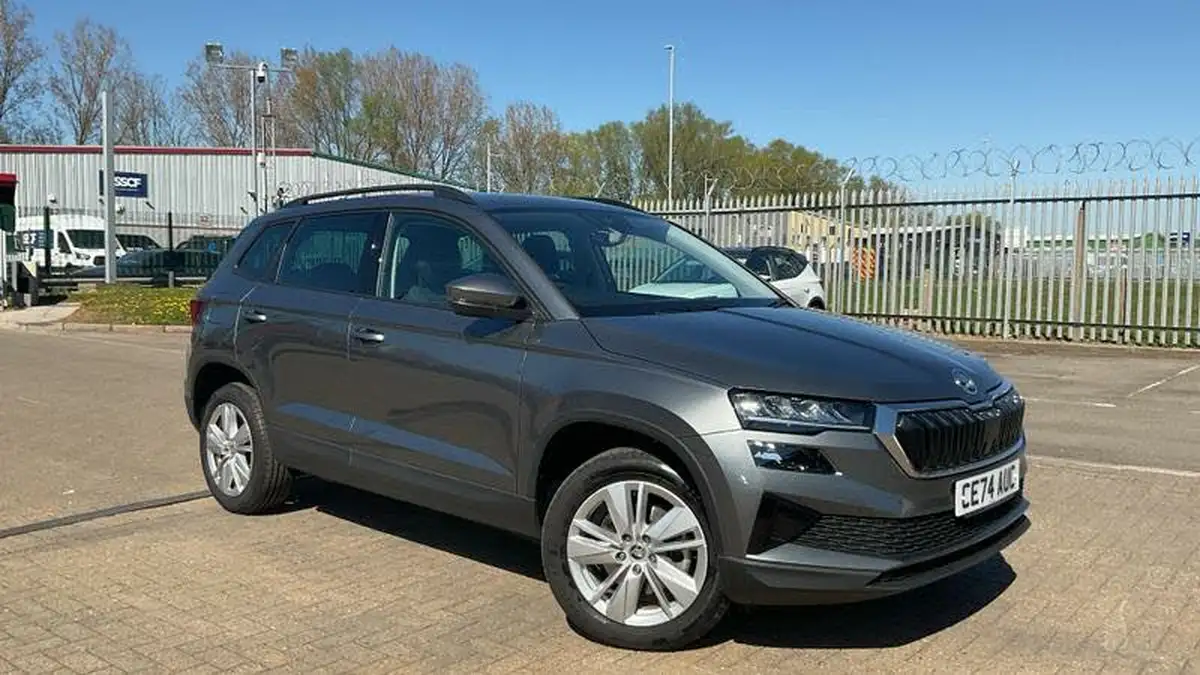 2024-skoda-karoq-15-tsi-se-drive-dsg-big-0