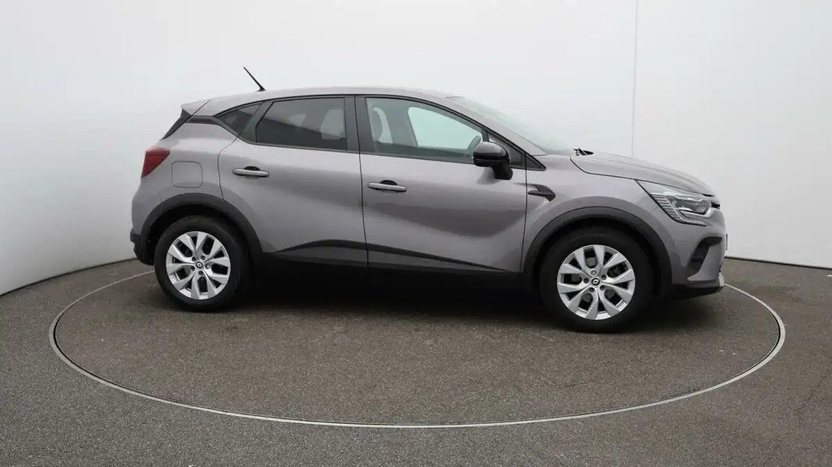 2022-renault-captur-16-iconic-edition-big-39