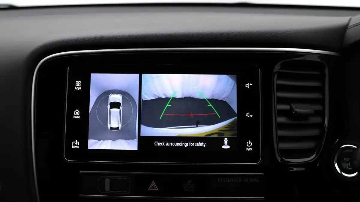 2019-mitsubishi-outlander-24-4h-phev-big-26