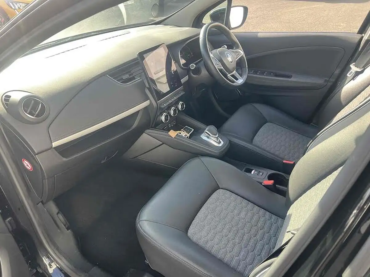 2022-renault-zoe-e-gt-line-big-23
