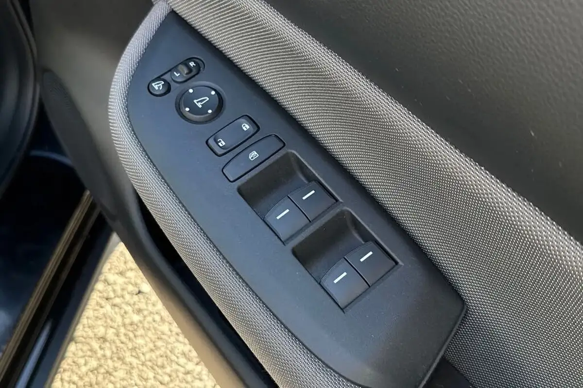 2022-honda-jazz-15-i-mmd-ex-109ps-big-18