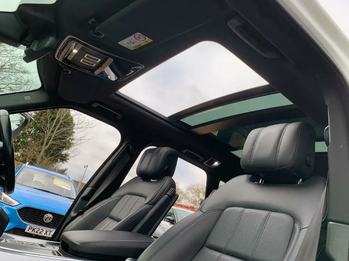 2019-land-rover-range-rover-sport-30-sdv6-hse-dynamic-big-44