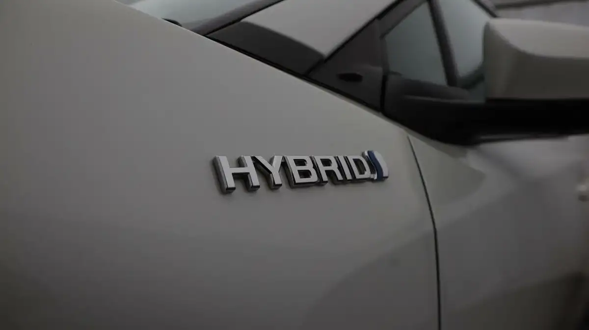 2019-toyota-c-hr-18-vvt-i-excel-big-21