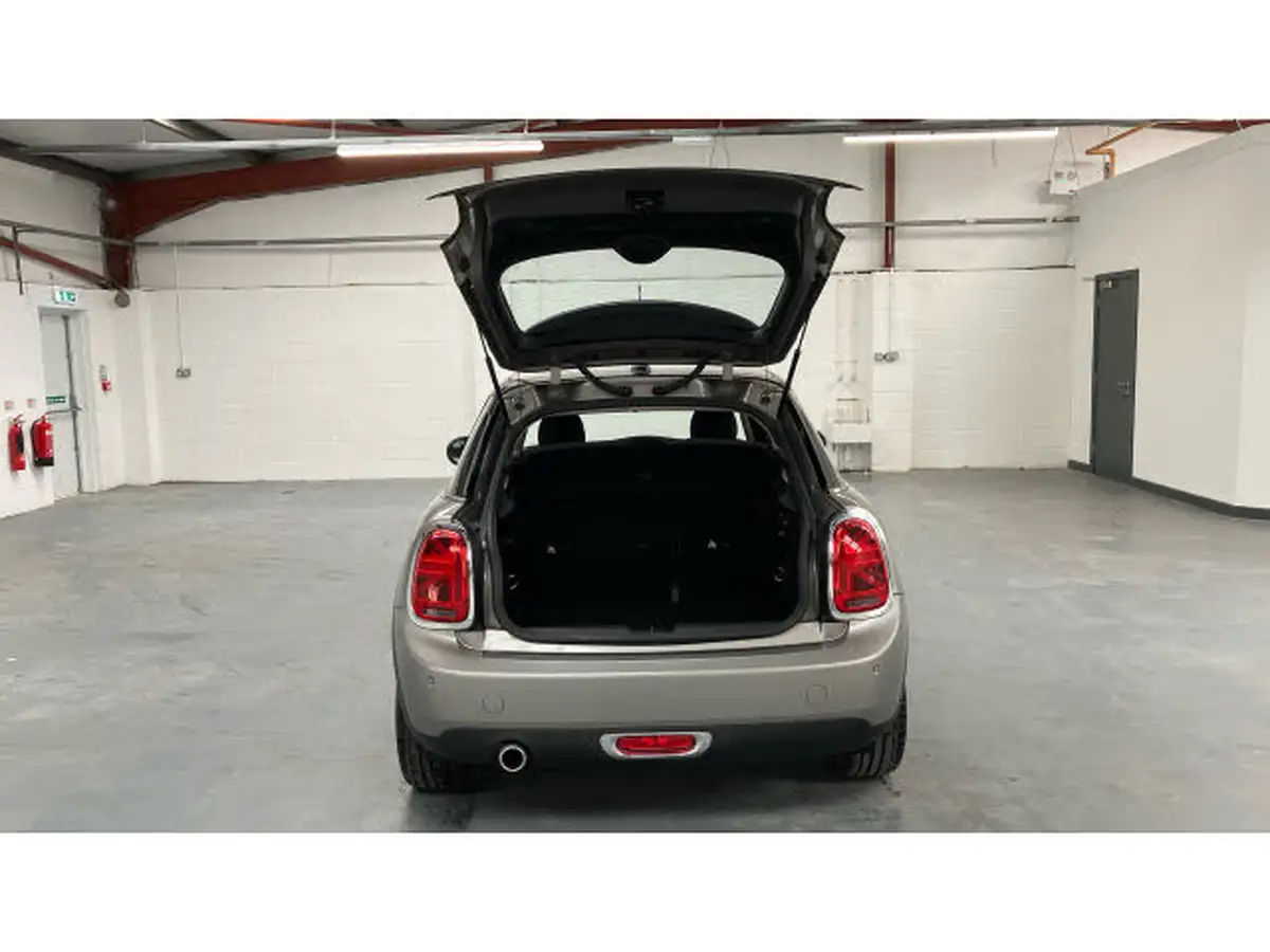 2019-mini-cooper-15-cooper-exclusive-134bhp-hatchback-5d-auto-big-31