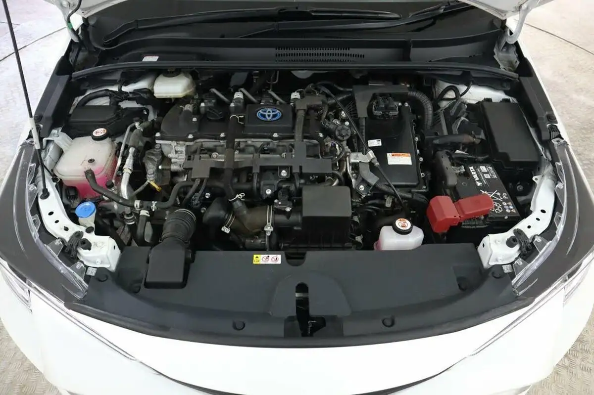 2021-toyota-corolla-18-vvt-i-excel-trk-touring-sports-big-25
