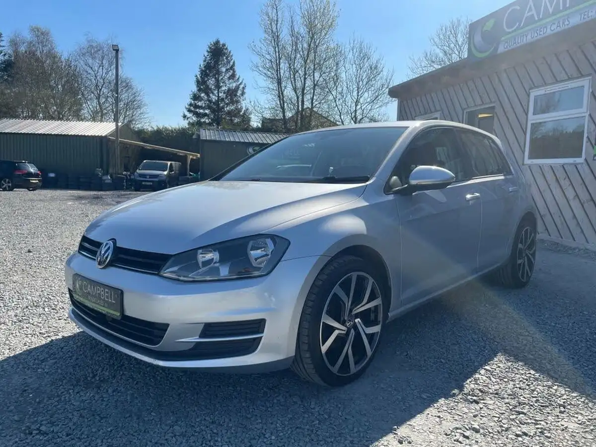 2014-volkswagen-golf-16tdi-se-ss-hatchback-5d-big-1
