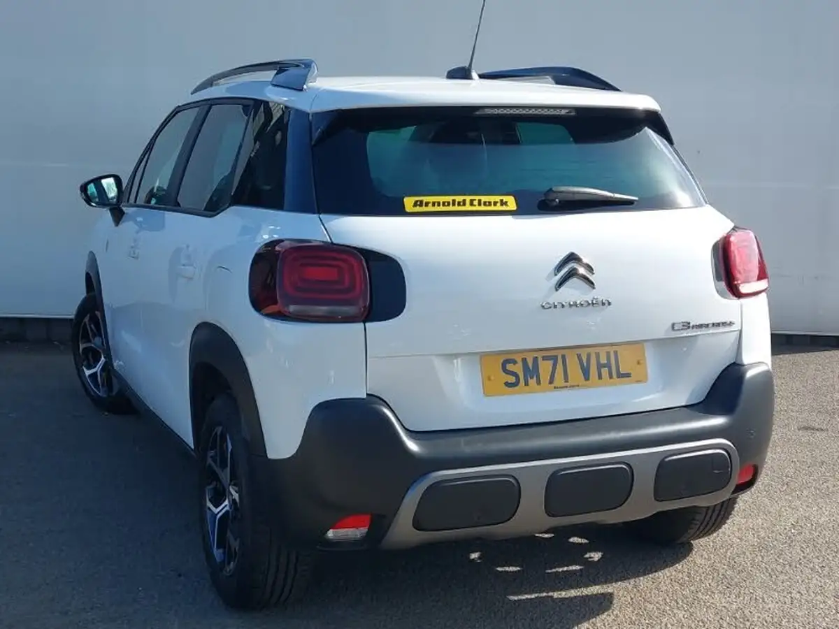 2022-citroen-c3-aircross-12-puretech-c-series-big-1