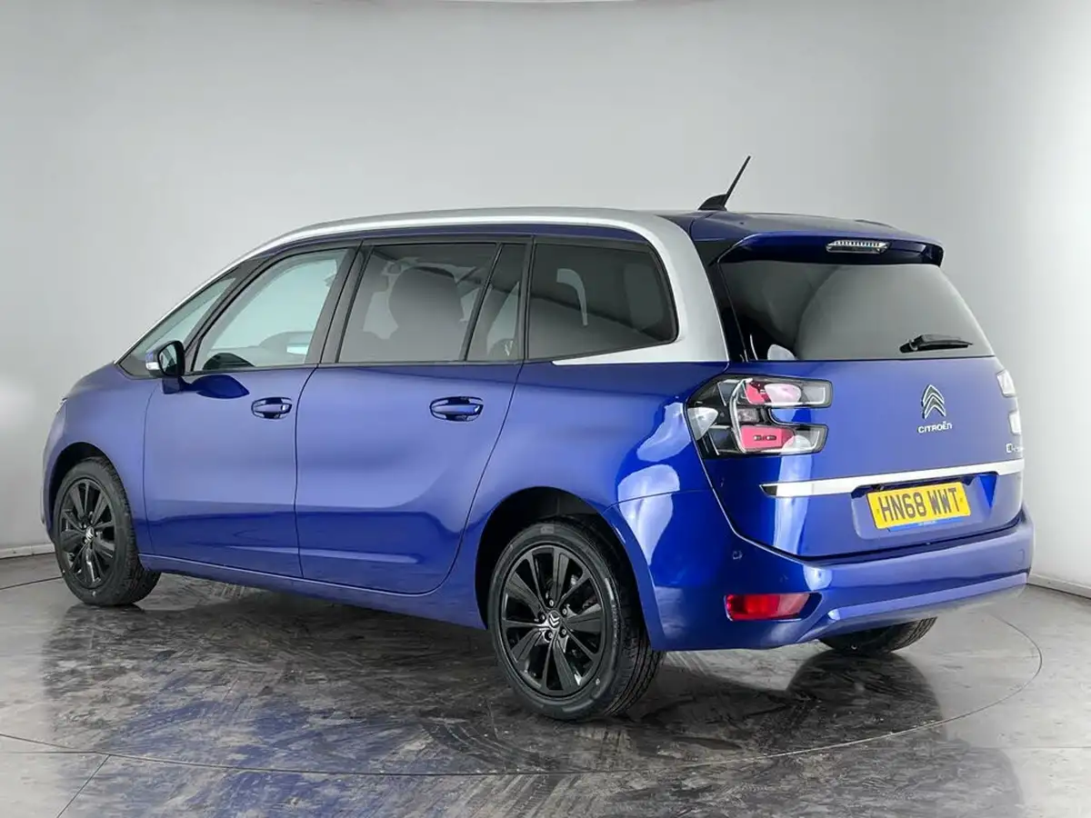 2018-citroen-grand-c4-spacetourer-12-puretech-flair-big-2