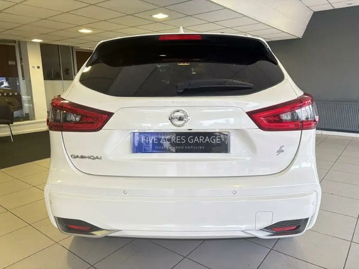 2020-nissan-qashqai-13-dig-t-tekna-160ps-19in-alloys-dct-big-4