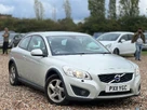 2011-volvo-c30-20-es-small-0