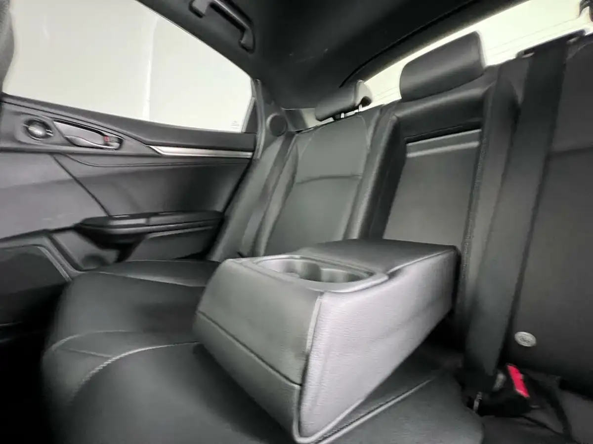 2019-honda-civic-10-vtec-turbo-ex-ss-hatchback-5d-big-15
