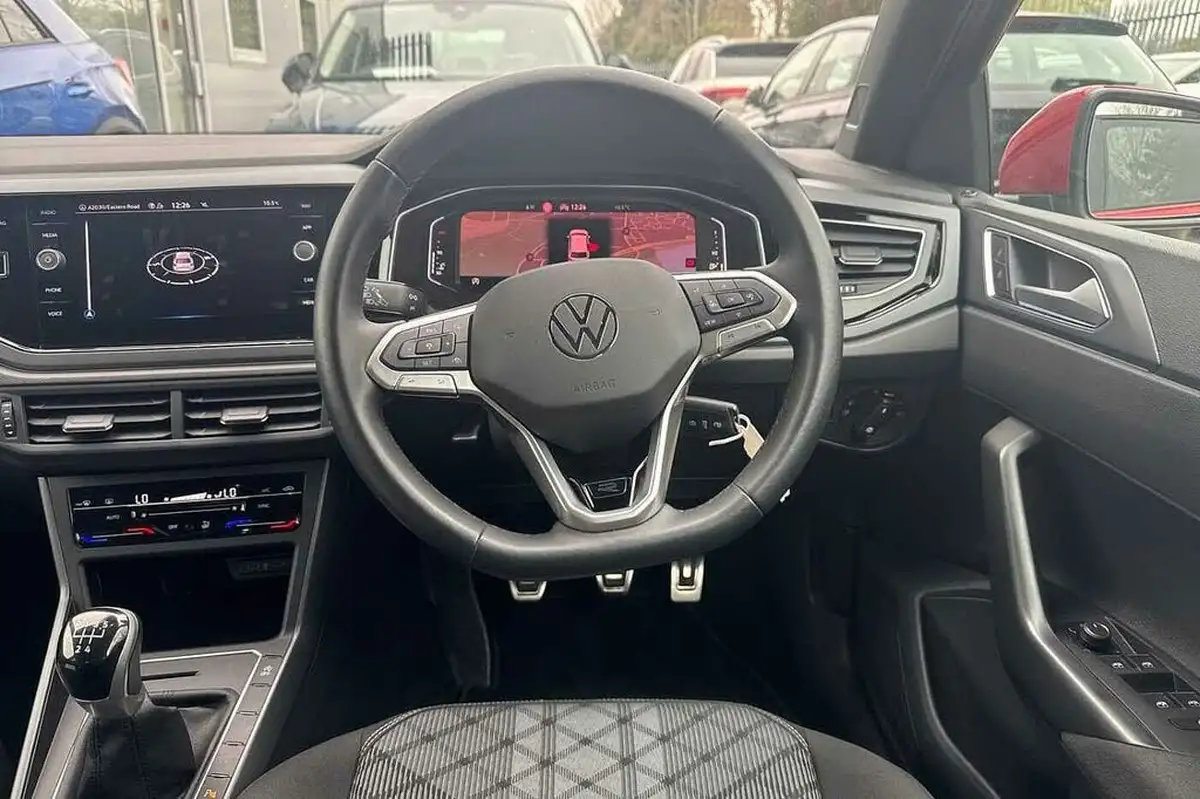 2023-volkswagen-polo-10-tsi-r-line-95ps-big-12