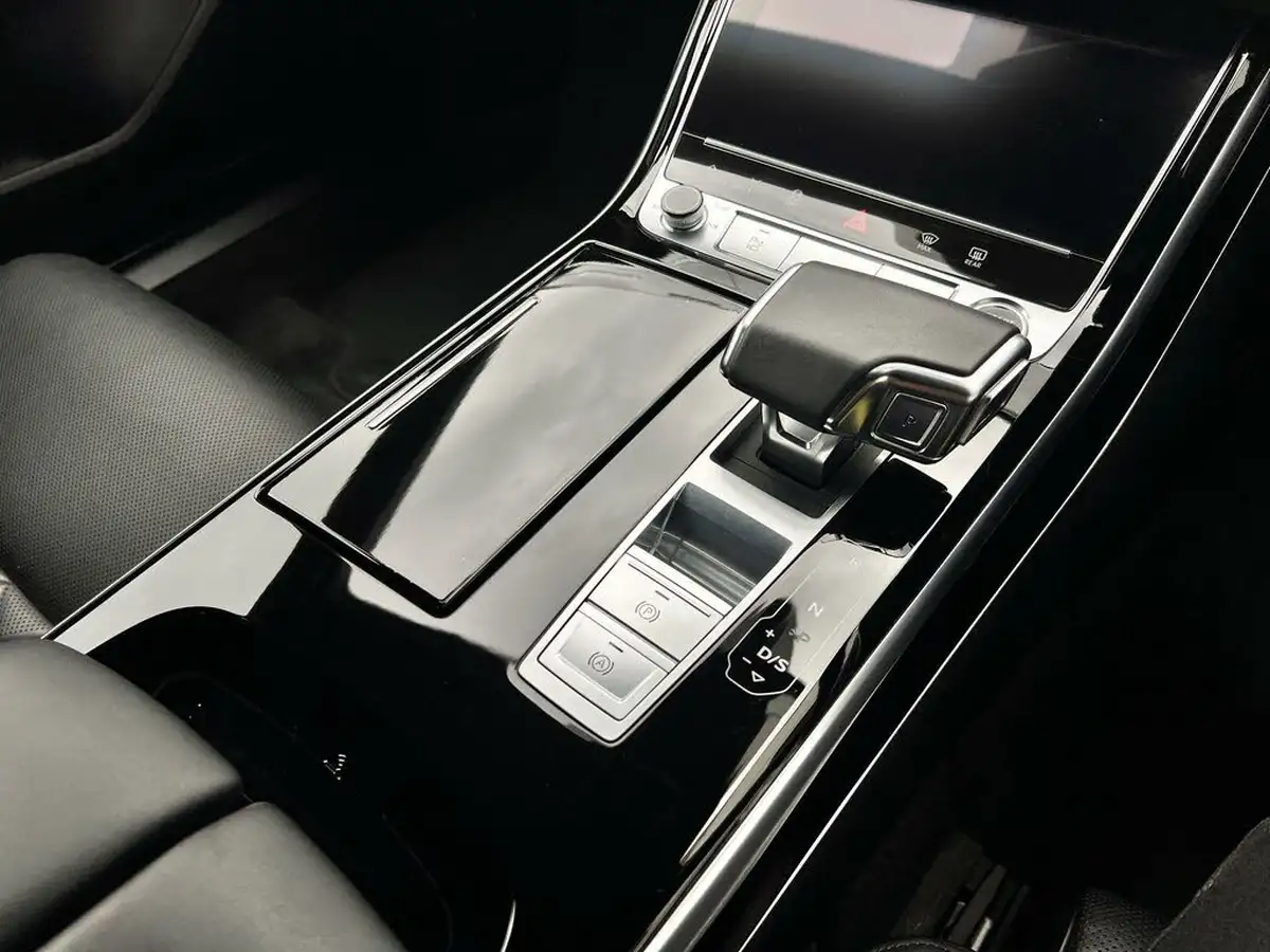 2021-audi-a8-30-55-tfsi-black-edition-big-22