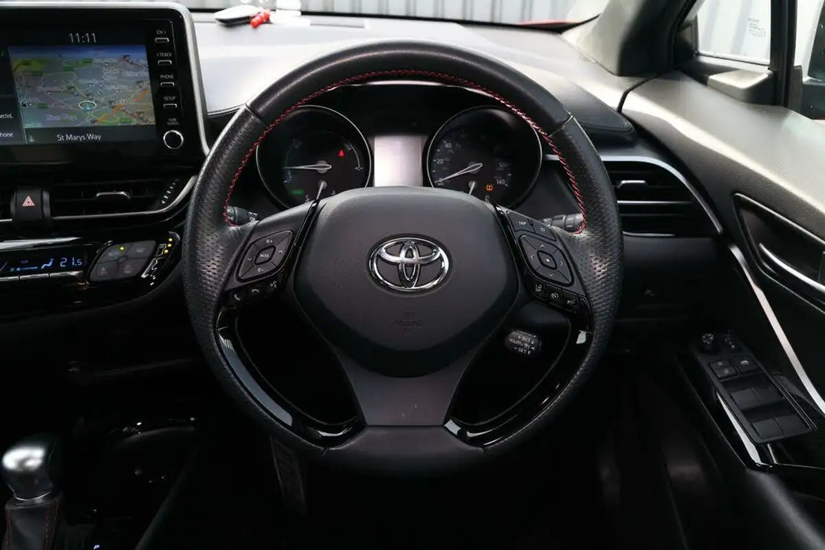 2021-toyota-c-hr-18-vvt-i-gr-sport-big-7