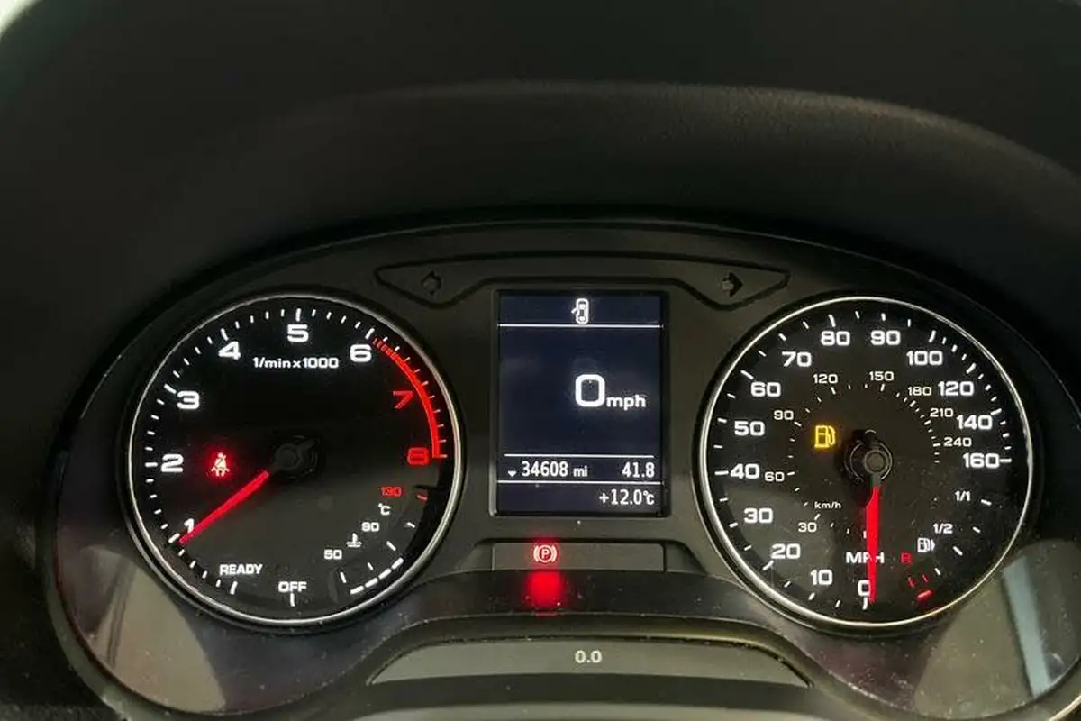 2019-audi-q2-10-30-tfsi-black-edition-big-12