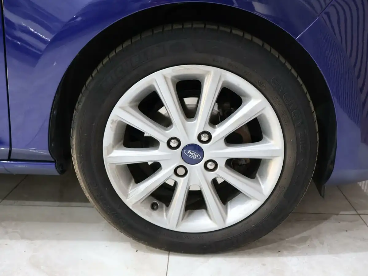 2017-ford-fiesta-15tdci-titanium-120ps-ss-5d-1498cc-big-46