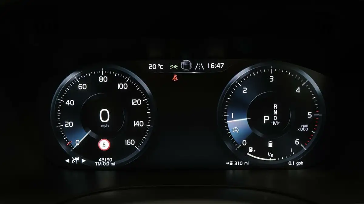 2019-volvo-xc60-20td-b4-r-design-pro-big-10