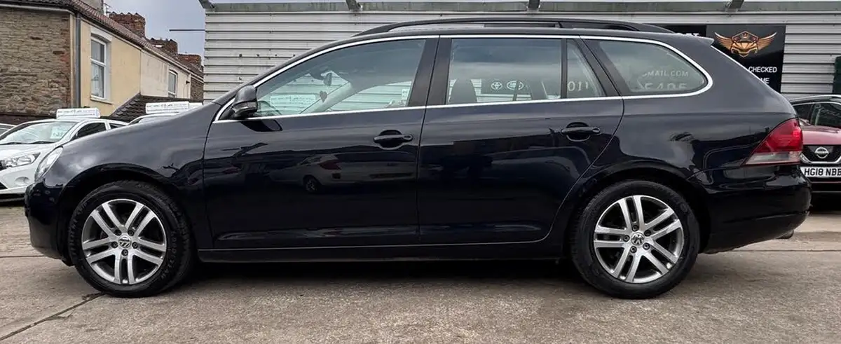 2010-volkswagen-golf-14-se-tsi-122ps-estate-5d-big-5