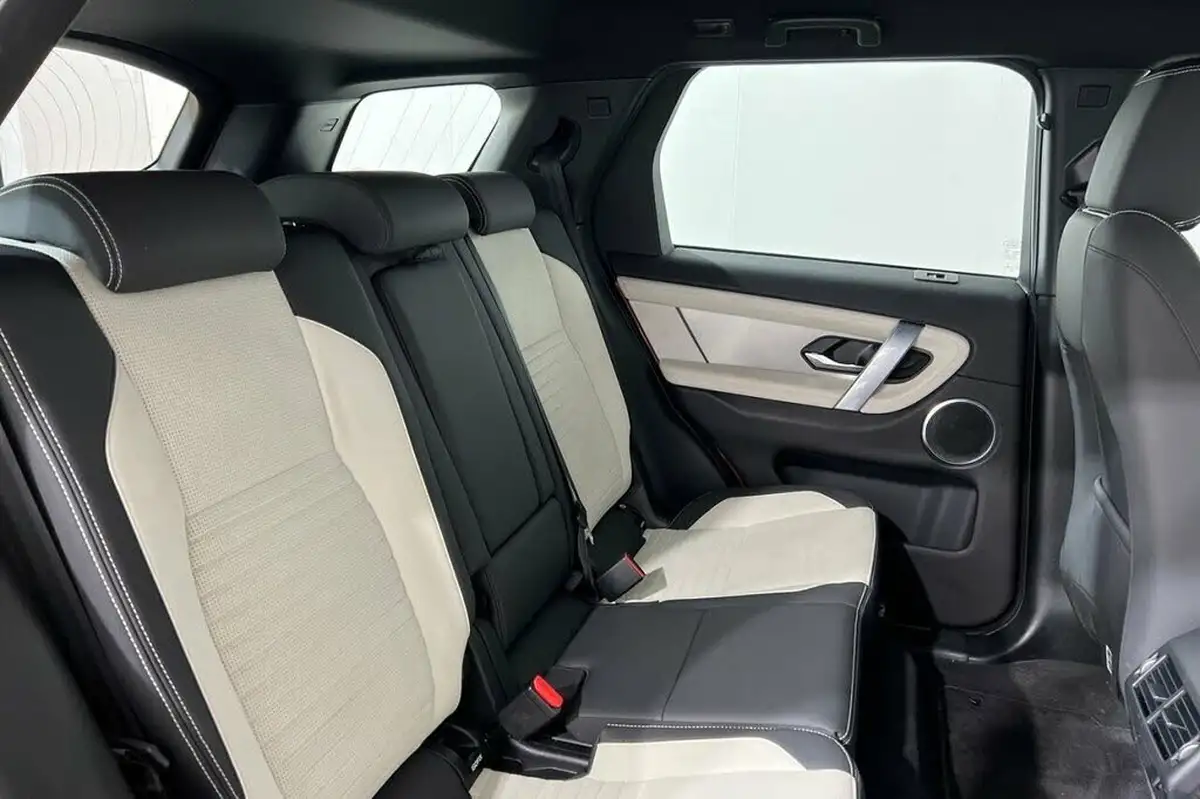 2021-land-rover-discovery-sport-15-p300e-r-dynamic-s-big-19