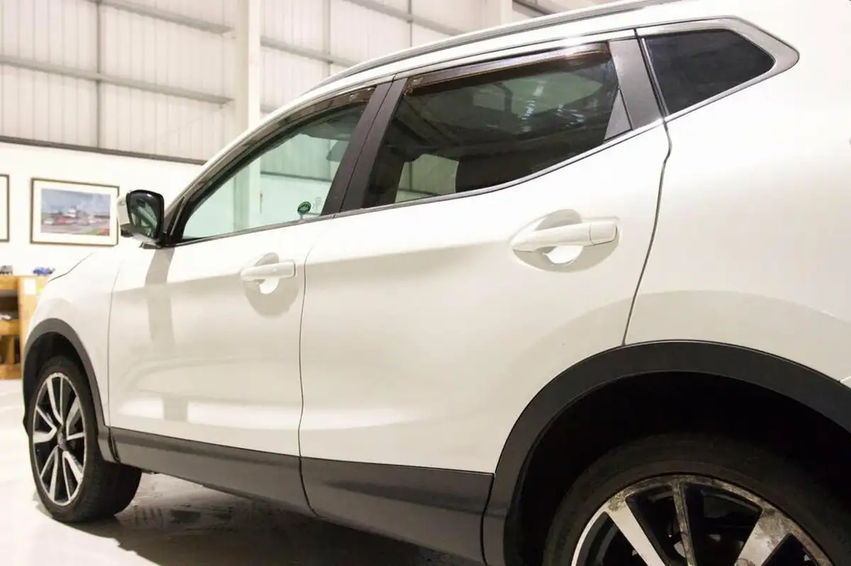 2015-nissan-qashqai-16dci-tekna-big-15
