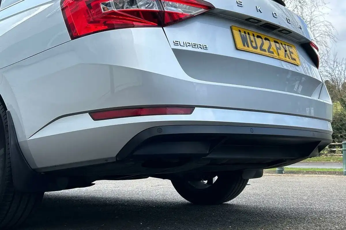 2022-skoda-superb-20tdi-se-technology-estate-dsg-big-30