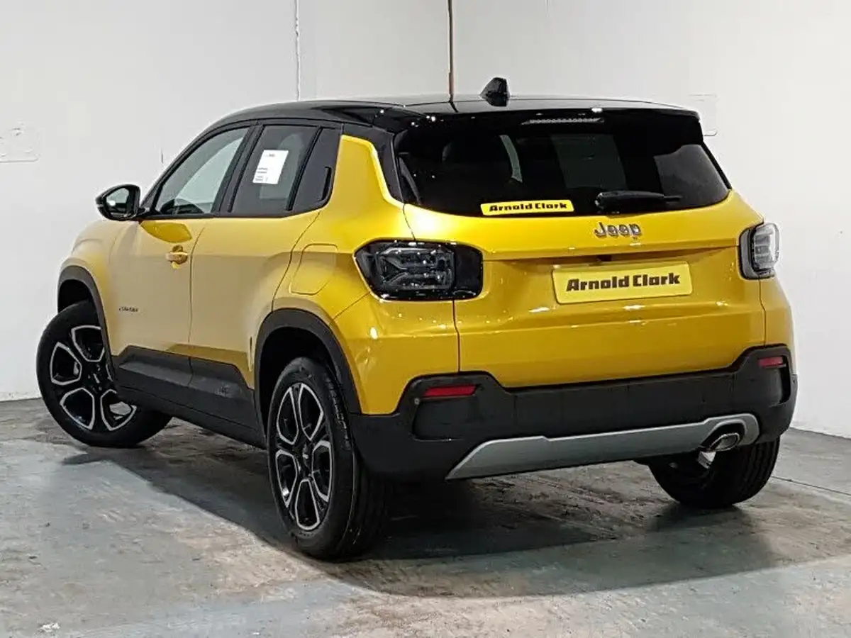 2025-jeep-avenger-12-gse-summit-big-1