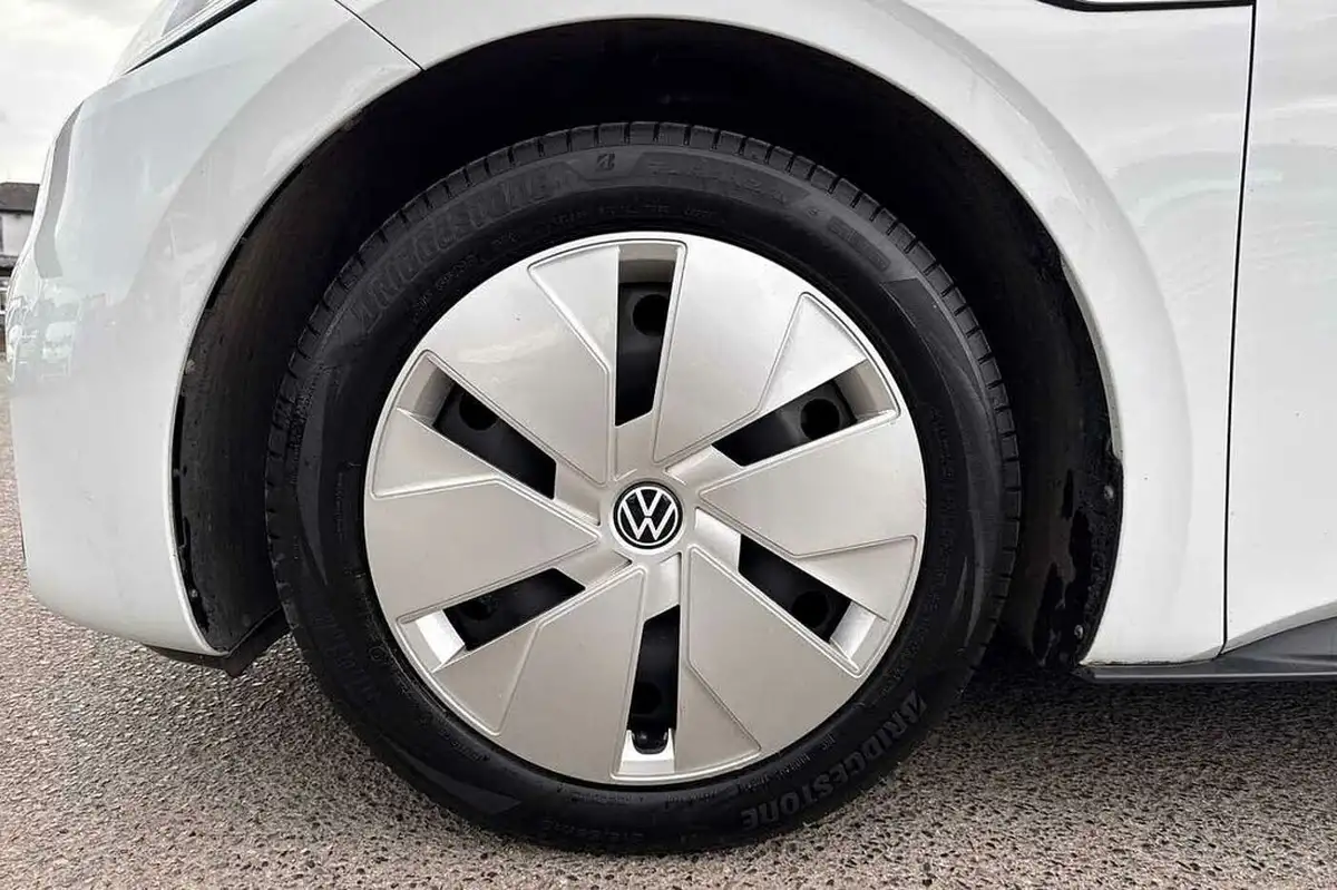 2020-volkswagen-id3-e-business-big-22
