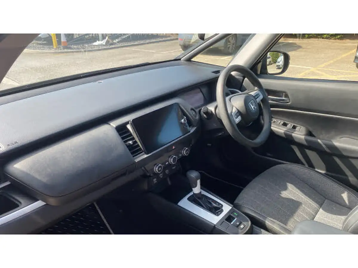 2021-honda-jazz-15-i-mmd-sr-107ps-big-1