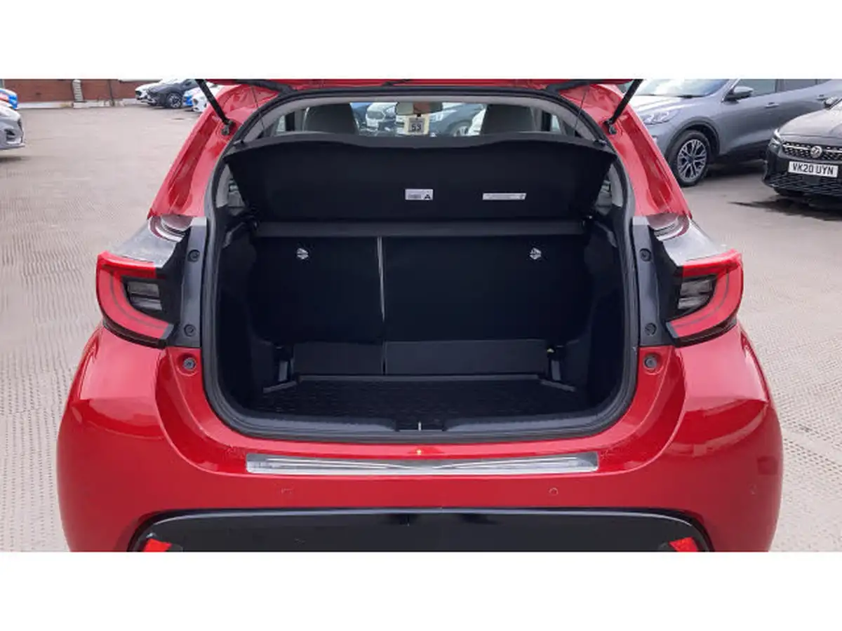 2022-toyota-yaris-15-vvt-i-excel-big-9