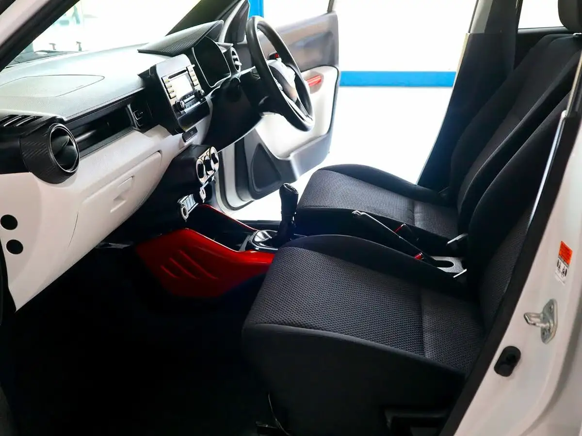 2018-suzuki-ignis-12-dualjet-sz3-big-3