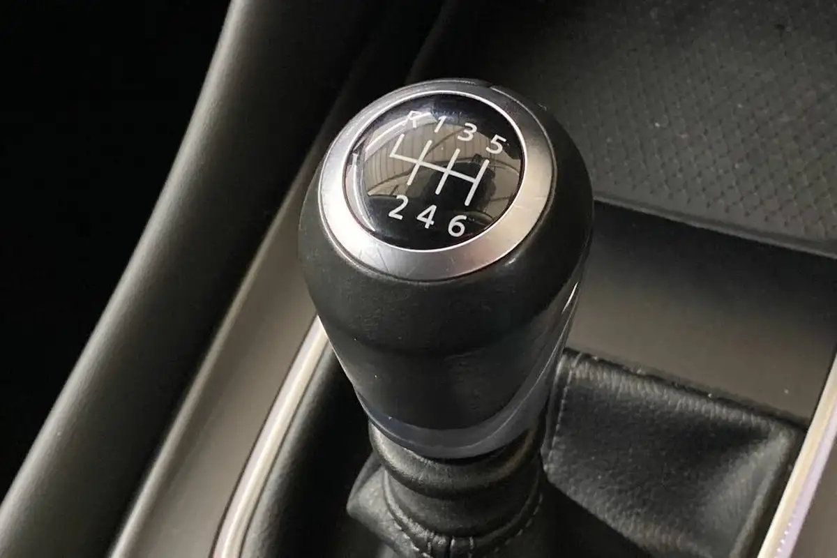 2022-nissan-qashqai-13-dig-t-n-connecta-140ps-big-26
