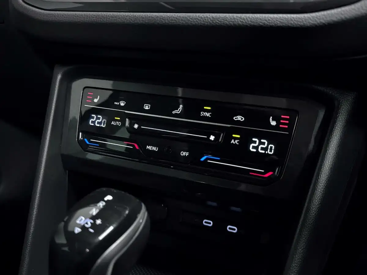 2021-volkswagen-tiguan-15-tsi-elegance-big-32