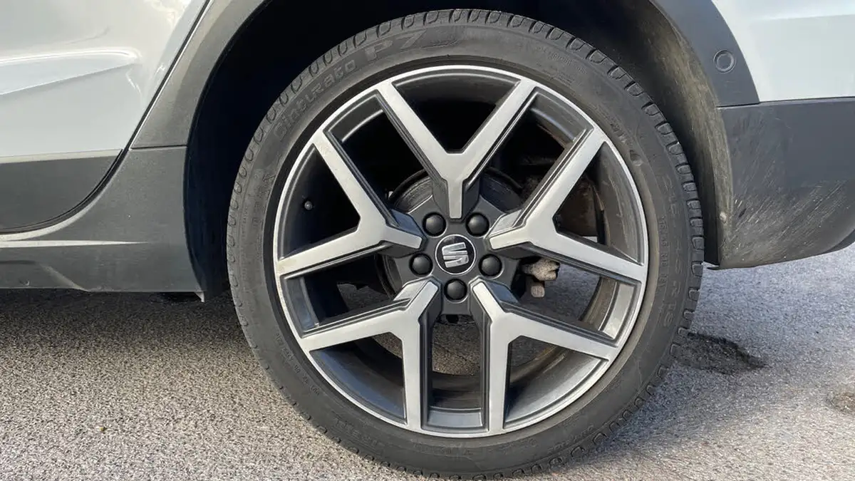 2019-seat-arona-10-tsi-xcellence-lux-ss-dsg-big-17
