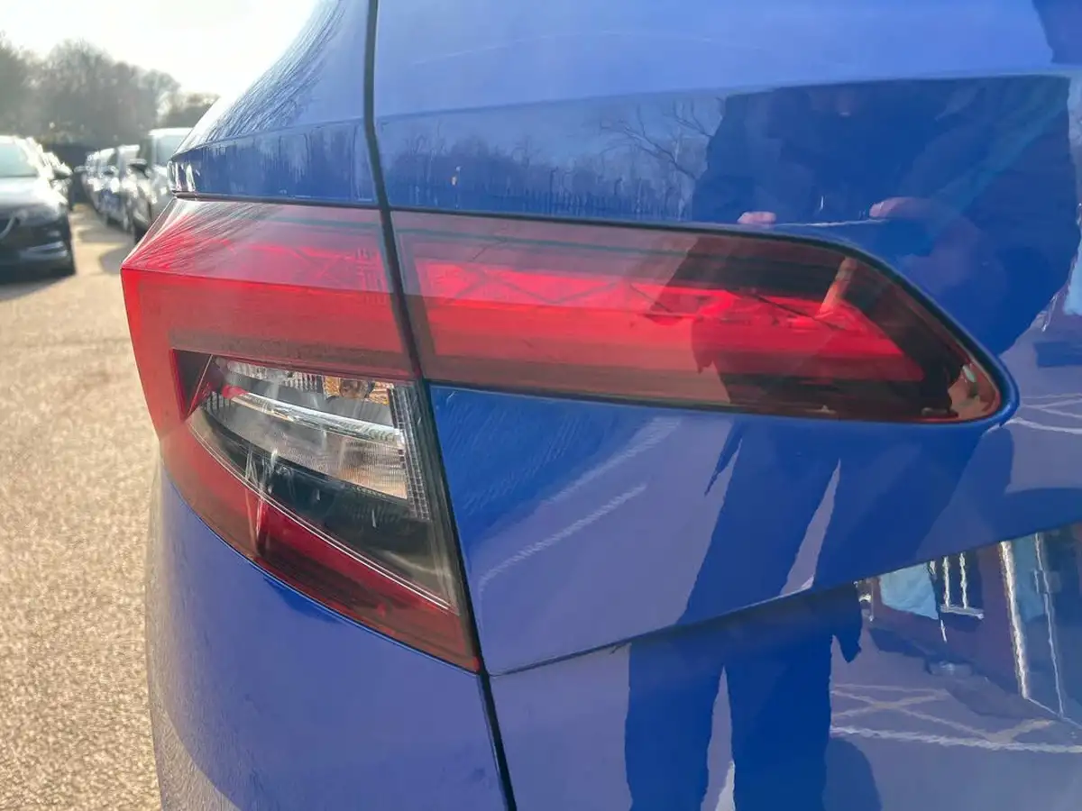 2019-skoda-karoq-16tdi-se-technology-dsg-big-20