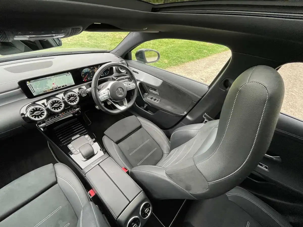 2021-mercedes-benz-a-class-20d-a200d-exclusive-edition-big-34