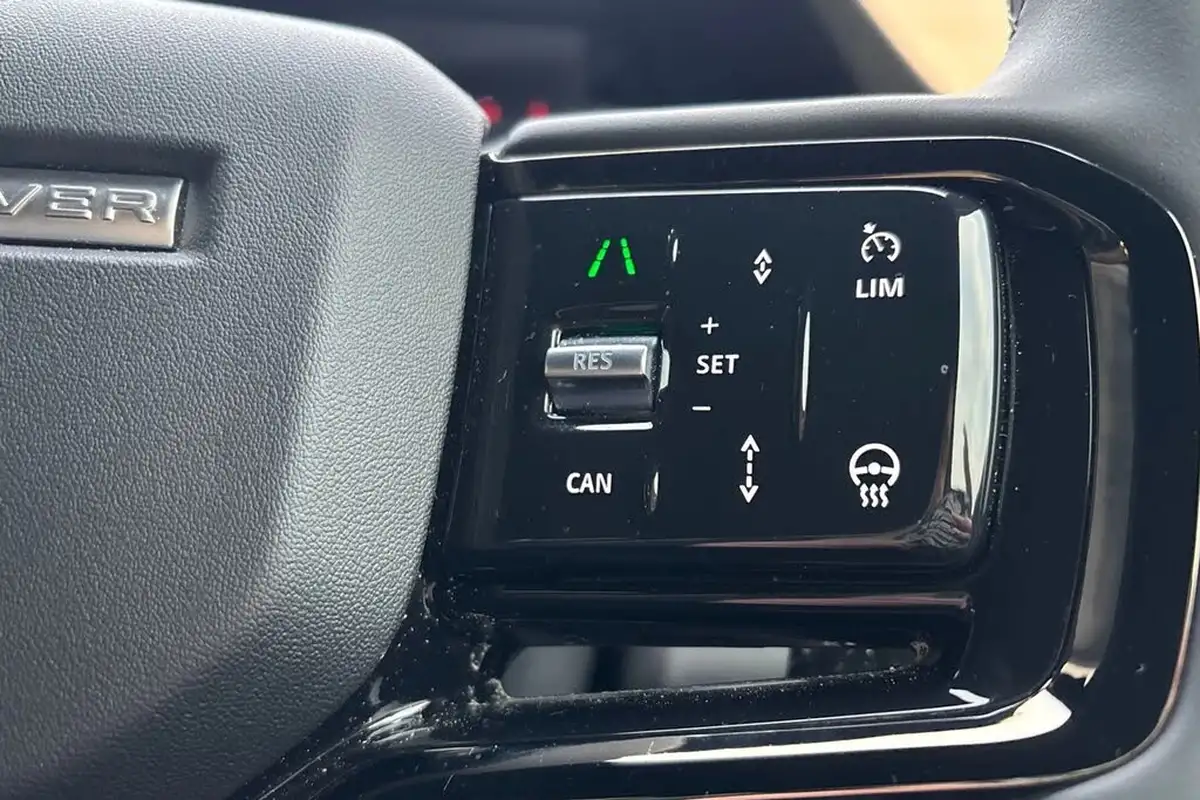 2024-land-rover-range-rover-evoque-20-d165-s-awd-auto-big-33